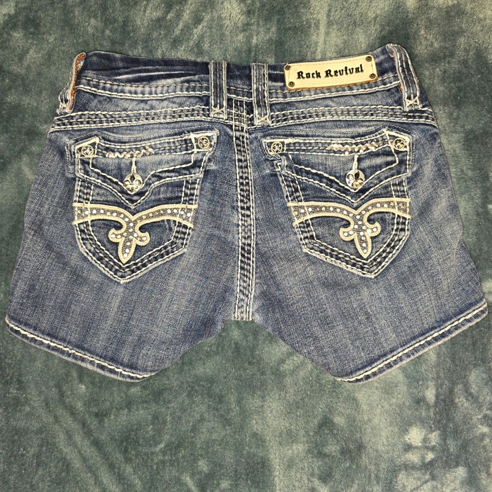 Rock Revival Scarlett Easy Jean Shorts 25